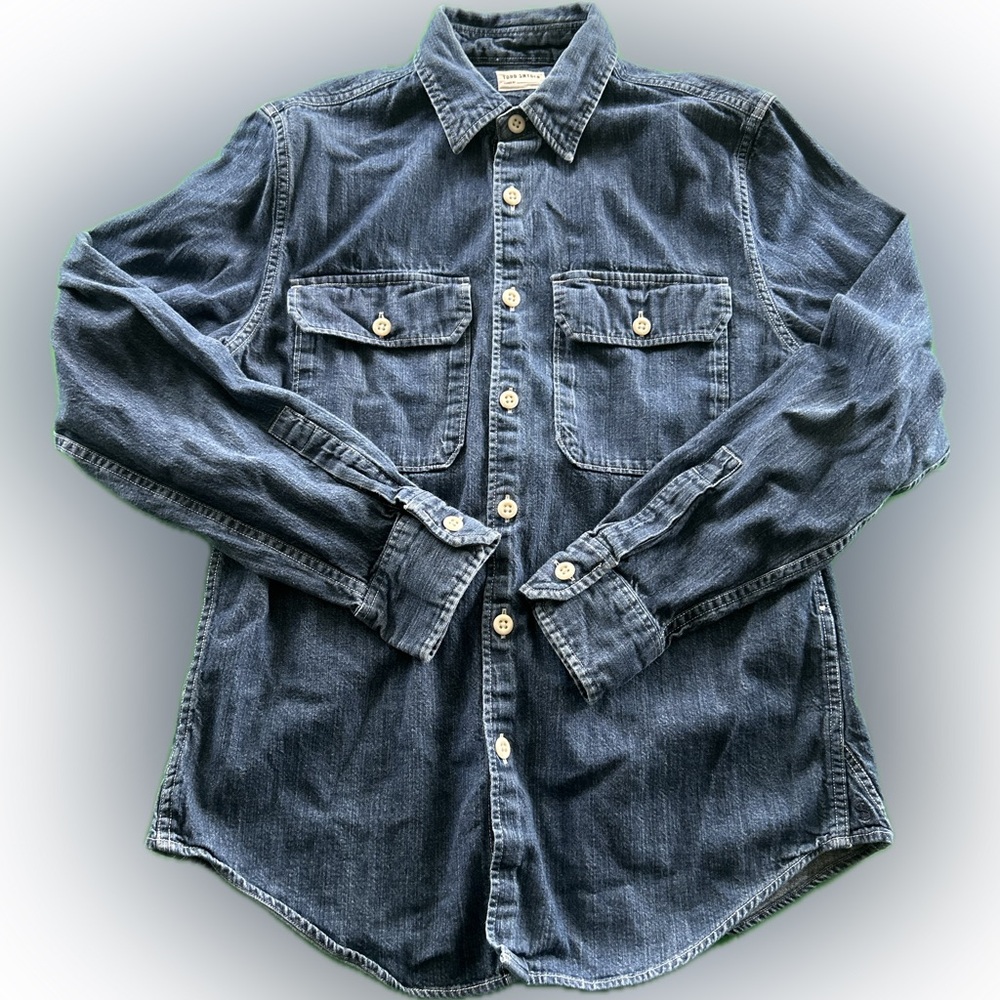 Todd Snyder  Two Pocket Denim Utility Shirt Men’s Small Long Sleeve Button Down